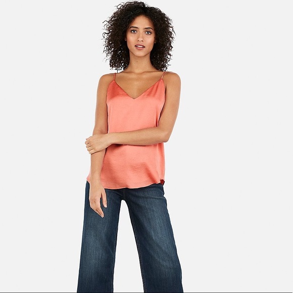 Express Tops - NWT EXPRESS DOWNTOWN CAMI IN PACIFIC CORAL